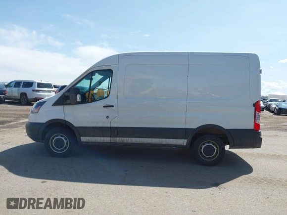 2019 Ford Transit с VIN 1FTYR1CM5KKA70355, выставлен на аукционе IAAI как лот 41923944 с пробегом 158 426 миль миль и . История ставок и продаж доступна на DreamBid. Изображение 14.