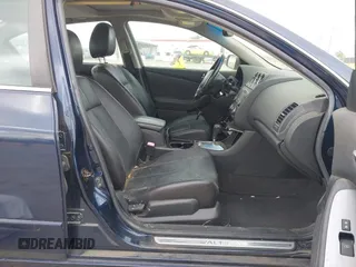 2010 Nissan Altima 2.5 S with VIN 1N4AL2AP2AN547381, listed as a IAAI auction lot 42135963 with 206,369 mi miles. Bid and sale history available at carsss.com. Image 5.