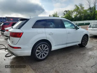 2017 Audi Q7 Premium Plus z VIN WA1LABF70HD016126, wystawiony jako Copart lot #62913985 z przebiegiem 107 198 mil mil oraz Nie do naprawy • Non repairable. Historia ofert i sprzedaży dostępna na DreamBid. Obrazek 3.
