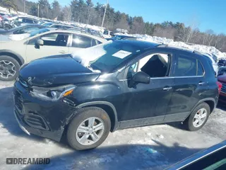2019 Chevrolet Trax LT with VIN 3GNCJPSB9KL342271, listed as a IAAI auction lot 41606477 with 61,024 mi miles. Bid and sale history available at carsss.com. Image 15.