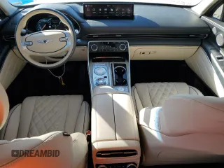 2022 Genesis GV80 z VIN KMUHCESC6NU084580, wystawiony jako Copart lot #42295215 z przebiegiem 45 768 mil mil oraz Szkoda całkowita • Salvage title. Historia ofert i sprzedaży dostępna na DreamBid. Obrazek 8.