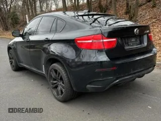 2011 BMW X6 M with VIN 5YMGZ0C5XBLK13932, listed as a Copart auction lot 41661715 with 113,047 mi miles and Clean Title. Bid and sale history available at carsss.com. Image 3.