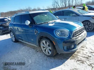2018 MINI Countryman Cooper S with VIN WMZYT5C3XJ3E61612, listed as a IAAI auction lot 41276107 with 59,554 mi miles and . Bid and sale history available at DreamBid. Image 1.