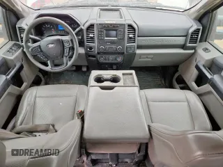 2017 Ford F-250 XL z VIN 1FT7W2A67HEF11151, wystawiony jako Copart lot #57052135 z przebiegiem 237 681 mil mil oraz Szkoda całkowita • Salvage title. Historia ofert i sprzedaży dostępna na DreamBid. Obrazek 8.