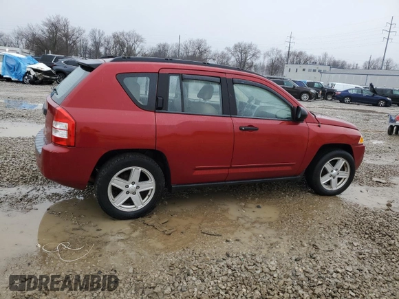 2008 Jeep Compass Sport with VIN 1J8FT47W48D501120, listed as a Copart auction lot 43440675 with 70,528 mi miles and Salvage Title. Bid and sale history available at carsss.com. Image 3.