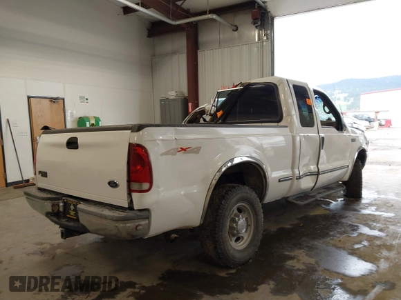 1999 Ford F-250 XL с VIN 1FTNX21S3XEC39018, выставлен на аукционе IAAI как лот 42238794 с пробегом Не указан миль и . История ставок и продаж доступна на DreamBid. Изображение 4.