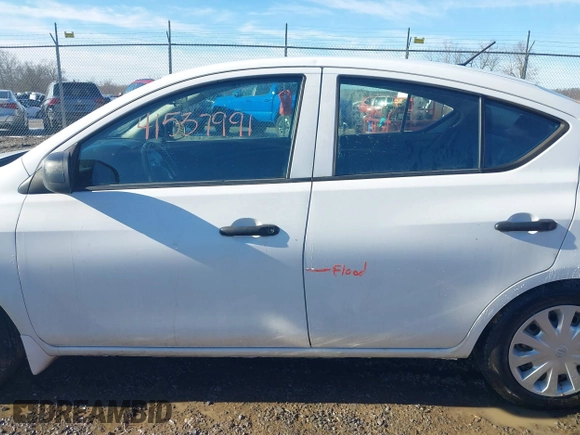 2014 Nissan Versa SV with VIN 3N1CN7AP8EL856906, listed as a IAAI auction lot 41537991 with 75,798 mi miles. Bid and sale history available at carsss.com. Image 6.