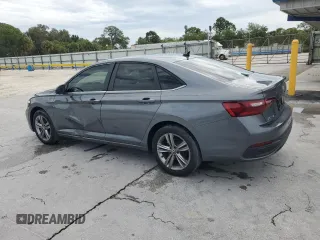 2022 Volkswagen Jetta SE with VIN 3VWEM7BU8NM010697, listed as a Copart auction lot 56521505 with 9,110 mi miles and Salvage title. Bid and sale history available at DreamBid. Image 2.