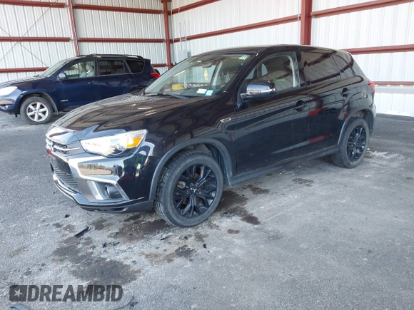 2019 Mitsubishi Outlander ES z VIN JA4AR3AU1KU022236, wystawiony jako IAAI lot #42070526 z przebiegiem 121 890 mil mil oraz . Historia ofert i sprzedaży dostępna na DreamBid. Obrazek 17.