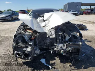 2020 BMW 5 Series 530i z VIN WBAJR3C01LWW68055, wystawiony jako Copart lot #56959985 z przebiegiem Nie podano mil oraz Nie do naprawy • Non repairable. Historia ofert i sprzedaży dostępna na DreamBid. Obrazek 5.