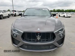 2022 Maserati Levante Modena S with VIN ZN661ZUM4NX393104, listed as a Copart auction lot 54906085 with 11,800 mi miles and Non Repairable. Bid and sale history available at carsss.com. Image 5.