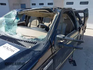 2007 Ford F-250 XL с VIN 1FTSW21P77EA44900, выставлен на аукционе IAAI как лот 41762395 с пробегом 120 418 миль миль и . История ставок и продаж доступна на DreamBid. Изображение 6.