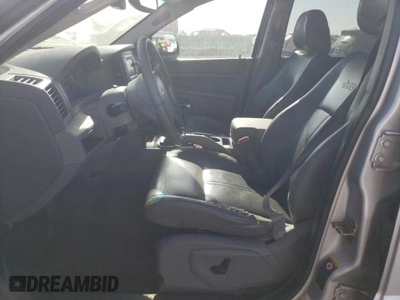 2005 Jeep Grand Cherokee Limited z VIN 1J8HR58N95C719249, wystawiony jako Copart lot #63300195 z przebiegiem 162 736 mil mil oraz Czysty tytuł • Clean title. Historia ofert i sprzedaży dostępna na DreamBid. Obrazek 7.