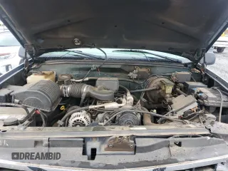 1998 Chevrolet Silverado 1500 with VIN 1GCEK14R0WZ137636, listed as a Copart auction lot 50781335 with 276,184 mi miles and Salvage Title. Bid and sale history available at DreamBid. Image 11.