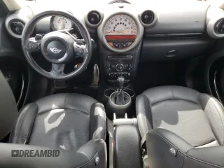 2012 MINI Countryman S with VIN WMWZC5C59CWL61048, listed as a Copart auction lot 54211965 with 136,953 mi miles and Clean Title. Bid and sale history available at DreamBid. Image 8.