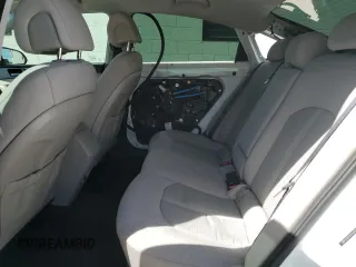 2016 Hyundai Sonata SE z VIN 5NPE24AF2GH346283, wystawiony jako Copart lot #56305965 z przebiegiem 129 887 mil mil oraz Szkoda całkowita • Salvage title. Historia ofert i sprzedaży dostępna na DreamBid. Obrazek 10.