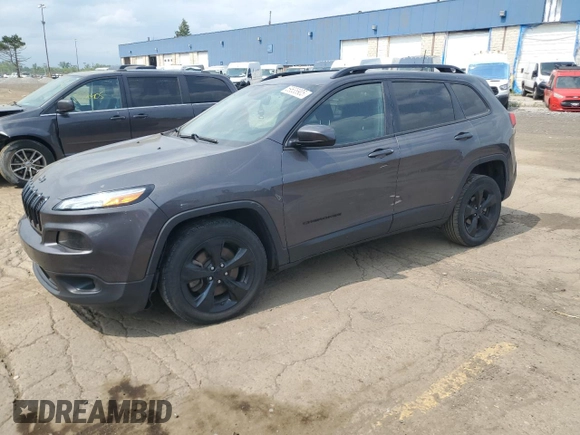 2018 Jeep Cherokee Latitude z VIN 1C4PJLCB5JD544904, wystawiony jako Copart lot #59638905 z przebiegiem 139 427 mil mil oraz Czysty tytuł • Clean title. Historia ofert i sprzedaży dostępna na DreamBid. Obrazek 1.