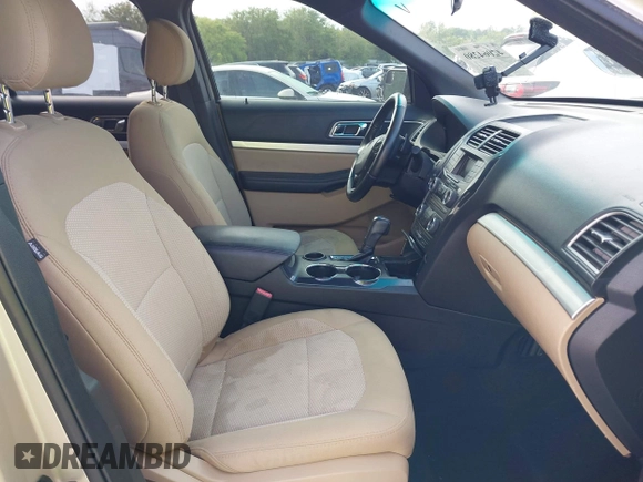 2017 Ford Explorer XLT с VIN 1FM5K7DH7HGA84857, выставлен на аукционе IAAI как лот 42064280 с пробегом 92 489 миль миль и . История ставок и продаж доступна на DreamBid. Изображение 5.