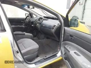 2008 Toyota Prius with VIN JTDKB20U083406842, listed as a IAAI auction lot 41751175 with 497,951 mi miles. Bid and sale history available at carsss.com. Image 5.