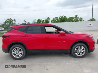 2019 Chevrolet Blazer z VIN 3GNKBBRA1KS659959, wystawiony jako IAAI lot #42041247 z przebiegiem 23 980 mil mil oraz . Historia ofert i sprzedaży dostępna na DreamBid. Obrazek 12.
