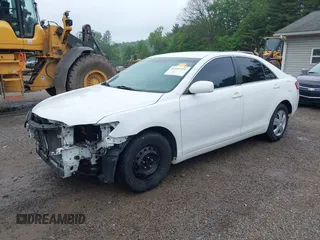 2011 Toyota Camry LE z VIN 4T4BF3EK4BR114261, wystawiony jako IAAI lot #42352191 z przebiegiem 193 198 mil mil oraz . Historia ofert i sprzedaży dostępna na DreamBid. Obrazek 2.