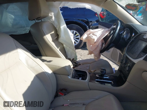 2013 Chrysler 300 with VIN 2C3CCAAG0DH657568, listed as a IAAI auction lot 41319665 with 213,034 mi miles. Bid and sale history available at carsss.com. Image 5.