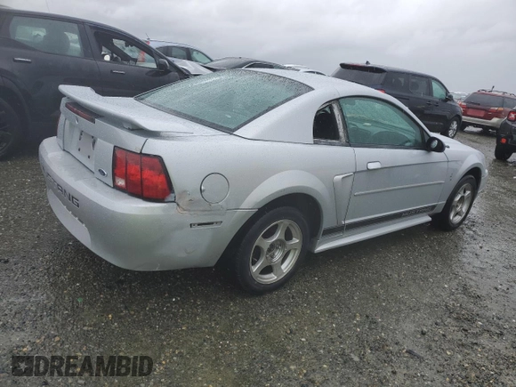 2002 Ford Mustang Standard with VIN 1FAFP40472F133621, listed as a Copart auction lot 43158735 with 0 mi miles and Clean Title. Bid and sale history available at carsss.com. Image 3.