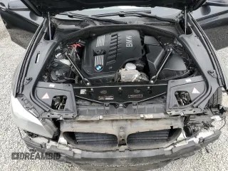 2011 BMW 5 Series 528i with VIN WBAFR1C57BDS35260, listed as a Copart auction lot 52989735 with 194,734 mi miles and Salvage Title. Bid and sale history available at carsss.com. Image 11.