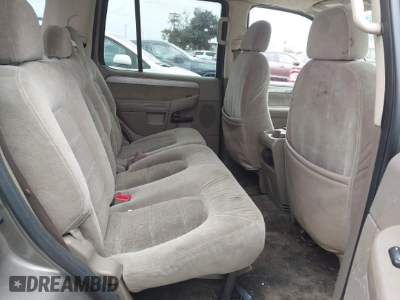 2004 Ford Explorer XLT with VIN 1FMDU73K04UC25928, listed as a IAAI auction lot 42125905 with 155,813 mi miles and . Bid and sale history available at DreamBid. Image 8.