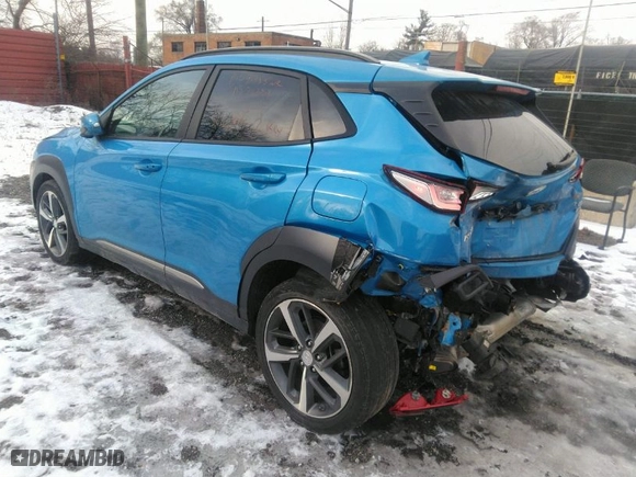 2020 Hyundai Kona Ultimate with VIN KM8K5CA5XLU505686, listed as a IAAI auction lot 41370251 with 63,076 mi miles. Bid and sale history available at carsss.com. Image 3.