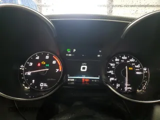 2017 Alfa Romeo Giulia Ti z VIN ZARFAECN6H7543339, wystawiony jako Copart lot #47017935 z przebiegiem 97 435 mil mil oraz Szkody całkowita. Historia ofert i sprzedaży dostępna na DreamBid. Obrazek 9.