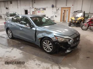 2015 Infiniti Q50 Premium with VIN JN1BV7AR2FM414613, listed as a IAAI auction lot 41258797 with 162,822 mi miles. Bid and sale history available at carsss.com. Image 1.