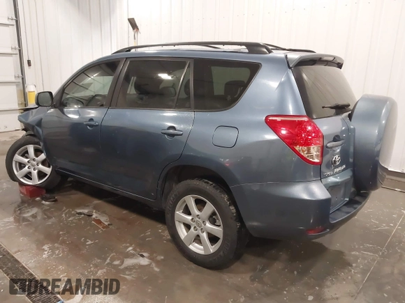 2008 Toyota RAV4 Ltd with VIN JTMZK31V886015609, listed as a IAAI auction lot 41758981 with 130,204 mi miles. Bid and sale history available at carsss.com. Image 3.