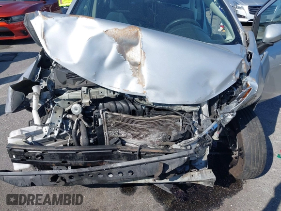2019 Nissan Note SV with VIN 3N1CE2CP9KL360038, listed as a IAAI auction lot 41760685 with 122,705 mi miles and . Bid and sale history available at DreamBid. Image 10.