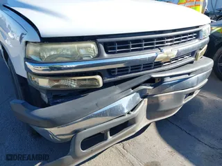 2001 Chevrolet Silverado 1500 LT with VIN 2GCEC19T511137148, listed as a IAAI auction lot 41831691 with 312,233 mi miles. Bid and sale history available at carsss.com. Image 12.