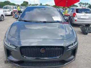 2019 Jaguar I-PACE HSE with VIN SADHD2S19K1F74478, listed as a IAAI auction lot 40395586 with 40,220 mi miles. Bid and sale history available at carsss.com. Image 13.