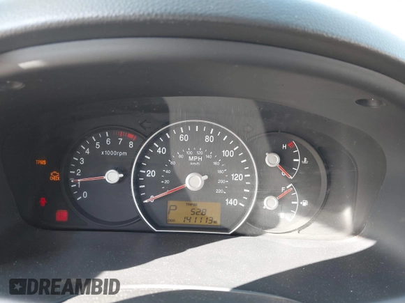 2009 Kia Rondo LX with VIN KNAFG528797267899, listed as a IAAI auction lot 42020740 with 141,113 mi miles. Bid and sale history available at carsss.com. Image 7.