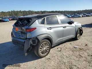 2020 Hyundai Kona SEL with VIN KM8K22AA1LU430618, listed as a Copart auction lot 43432655 with 101,674 mi miles and Salvage Title. Bid and sale history available at carsss.com. Image 3.