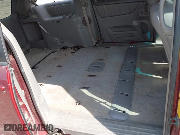 2008 Toyota Sienna XLE with VIN 5TDBK22C58S013745, listed as a IAAI auction lot 42565533 with 200,629 mi miles and . Bid and sale history available at DreamBid. Image 8.