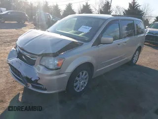 2015 Chrysler Town & Country Touring with VIN 2C4RC1BG8FR537647, listed as a IAAI auction lot 41888638 with 146,866 mi miles. Bid and sale history available at carsss.com. Image 17.