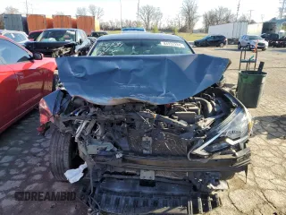 2019 Nissan Sentra S z VIN 3N1AB7APXKY359533, wystawiony jako Copart lot #84932284 z przebiegiem 105 817 mil mil oraz Szkoda całkowita • Salvage title. Historia ofert i sprzedaży dostępna na DreamBid. Obrazek 5.