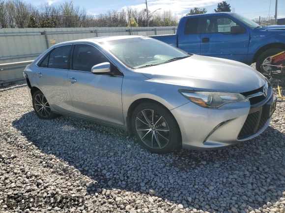 2015 Toyota Camry XLE with VIN 4T1BF1FK4FU006239, listed as a Copart auction lot 49478925 with 179,762 mi miles and Salvage Title. Bid and sale history available at DreamBid. Image 4.