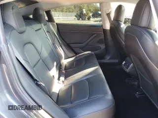 2020 Tesla Model 3 Performance z VIN 5YJ3E1ECXLF736151, wystawiony jako Copart lot #41789365 z przebiegiem 30 456 mil mil oraz Szkoda całkowita • Salvage title. Historia ofert i sprzedaży dostępna na DreamBid. Obrazek 11.