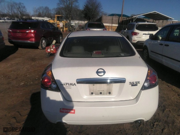2012 Nissan Altima 3.5 SR with VIN 1N4BL2AP4CC111232, listed as a IAAI auction lot 41757276 with NaN miles. Bid and sale history available at carsss.com. Image 15.