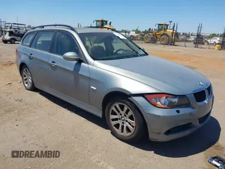 2007 BMW 3 Series 328xi z VIN WBAVT73507FZ36203, wystawiony jako IAAI lot #42709273 z przebiegiem 208 428 mil mil oraz . Historia ofert i sprzedaży dostępna na DreamBid. Obrazek 1.