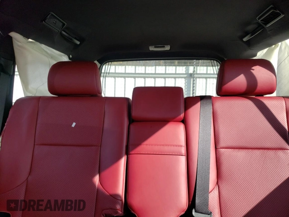 2023 Lexus GX 460 Luxury z VIN JTJGM7BX9P5371433, wystawiony jako Copart lot #43031895 z przebiegiem 11 823 mil mil oraz Szkoda całkowita • Salvage title. Historia ofert i sprzedaży dostępna na DreamBid. Obrazek 10.