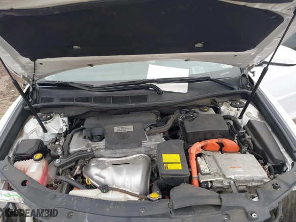 2014 Toyota Camry Hybrid LE with VIN 4T1BD1FK1EU102768, listed as a IAAI auction lot 41793746 with 157,015 mi miles. Bid and sale history available at carsss.com. Image 10.