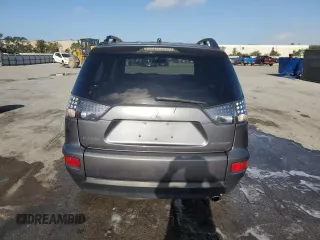 2010 Mitsubishi Outlander SE z VIN JA4AS3AW6AZ018626, wystawiony jako Copart lot #51621035 z przebiegiem 184 953 mil mil oraz Szkoda całkowita • Salvage title. Historia ofert i sprzedaży dostępna na DreamBid. Obrazek 6.