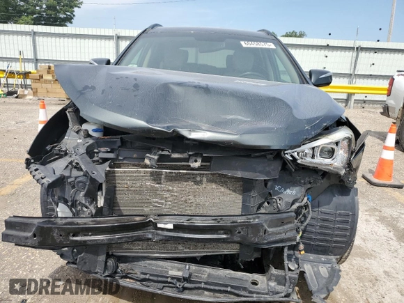 2014 Hyundai Santa Fe with VIN 5XYZU3LBXEG193009, listed as a Copart auction lot 60458575 with 151,230 mi miles and Salvage title. Bid and sale history available at DreamBid. Image 5.