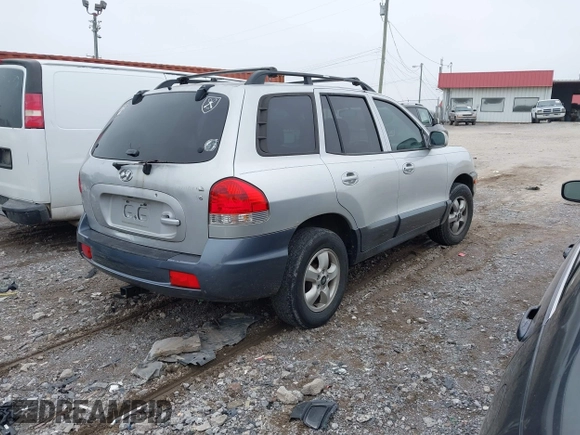 2005 Hyundai Santa Fe GLS with VIN KM8SC13D05U955011, listed as a IAAI auction lot 41496442 with 1 mi miles. Bid and sale history available at carsss.com. Image 4.